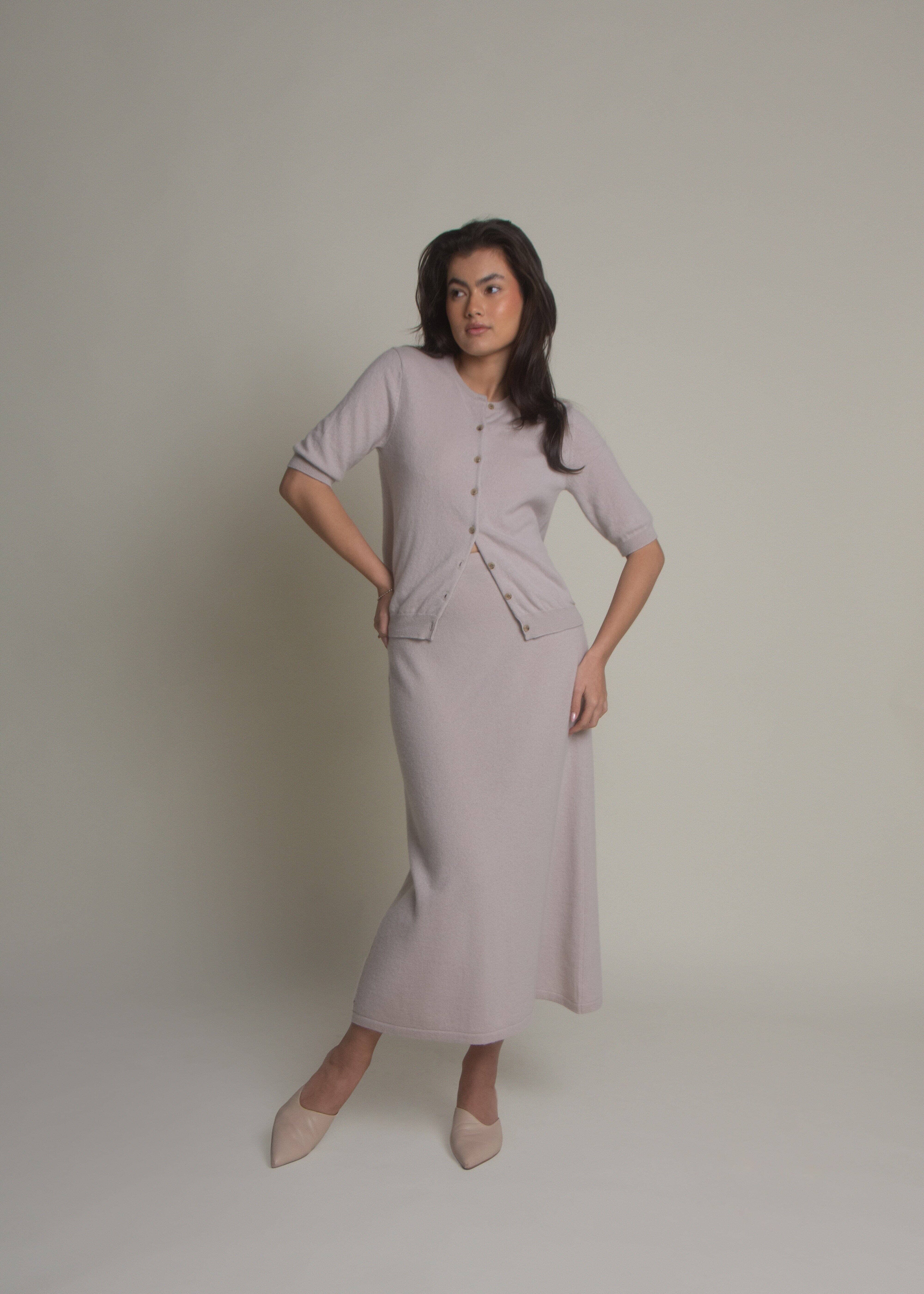 【美品】AURALEE AIRY SMOOTH CASHMERE SKIRT short-sleeve-crew-neck-