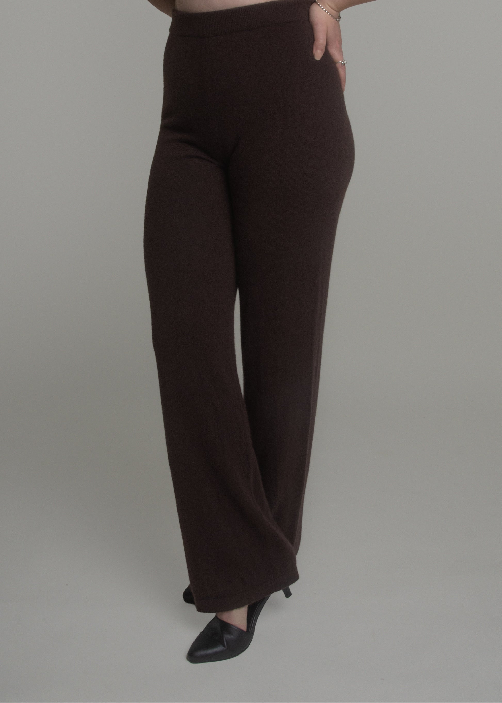 side view of wide leg cashmere cashmere pants full length